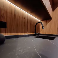 Grifo y encimera del proyecto avenida Guardia Civil, realizado por CLP Design